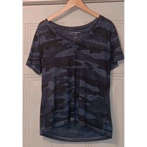 Lucky Brand Blue Camo T-Shirt V-Neck Size Large